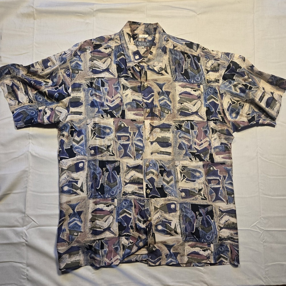 Vtg Kahala Hawaiian Button-Down Shirt Mens Abstract Fish Print Size M 100% Silk